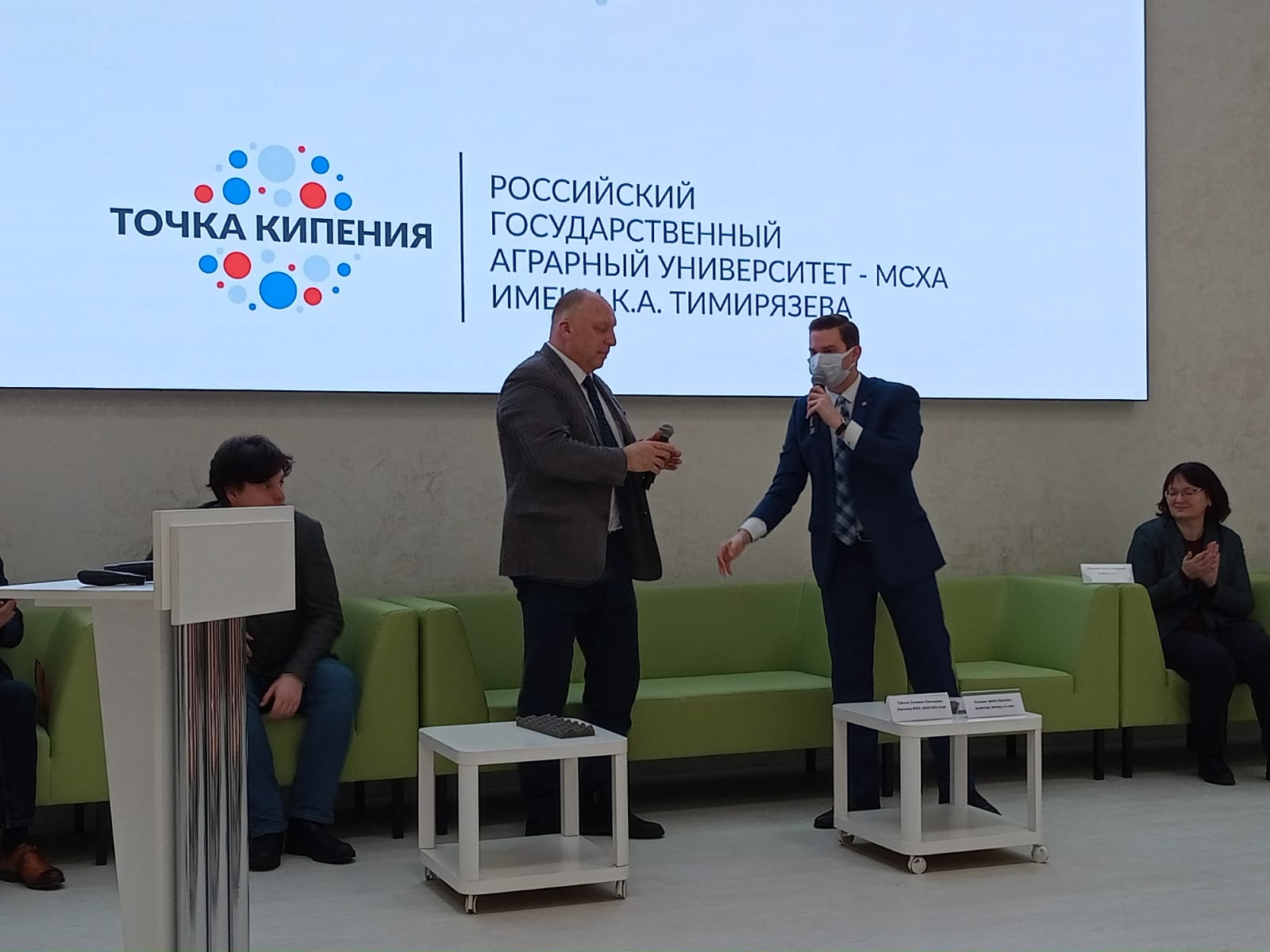 Учёные Тимирязевки и ФНЦ «ВНИТИП» РАН провели круглый стол по птицеводству